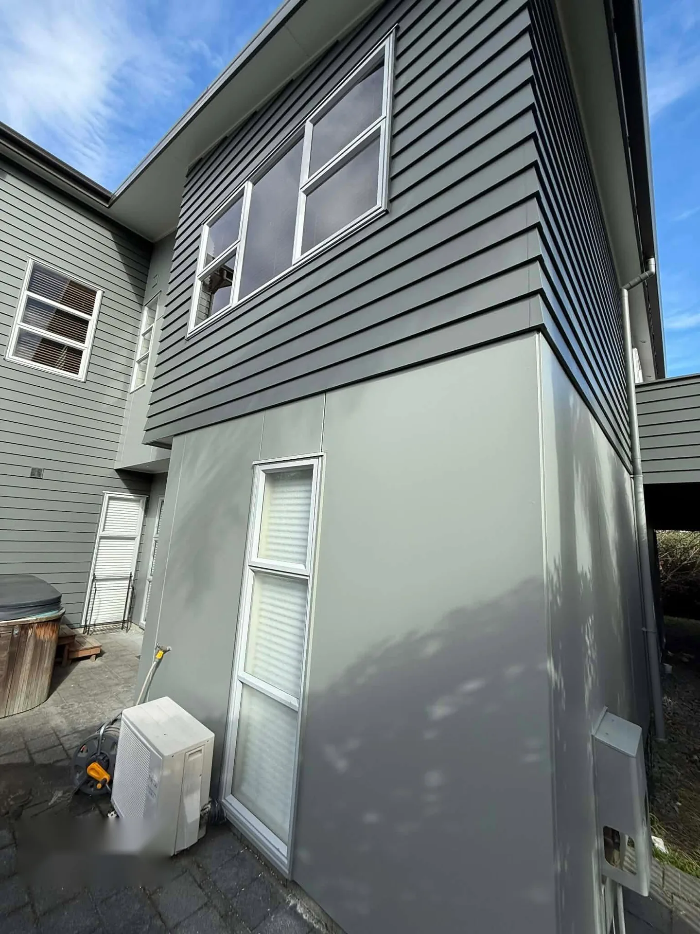 Weatherboard exterior repaint